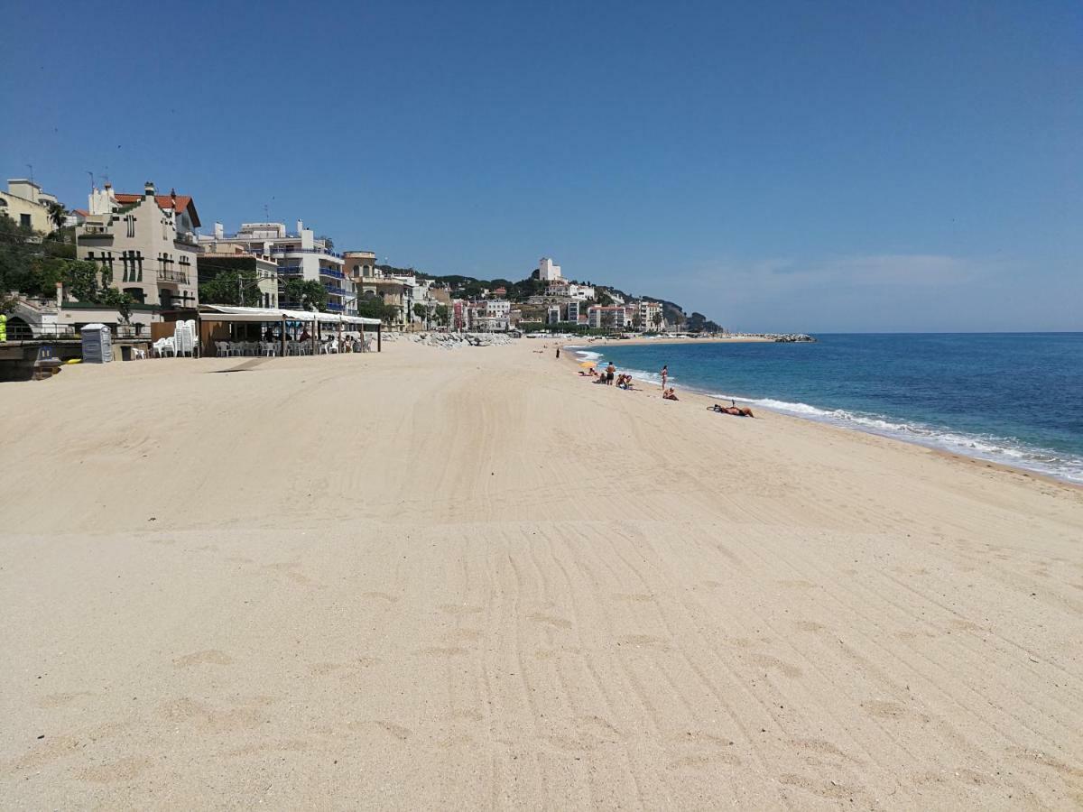 Willa La Marina, Casa En Playa San Pol De Mar, Barcelona Sant Pol De Mar Zewnętrze zdjęcie